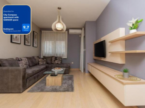 City Compass apartment with GARAGE space